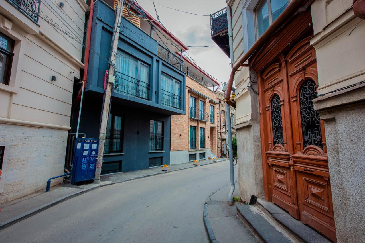 Central Gate Hotel In Heart Of Tbilisi Exterior photo